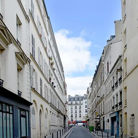 Apartment Paris-place De Clichy Paris